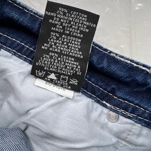 Grace In La Easy Fit Embroidered Jeans - Picture 13 of 13